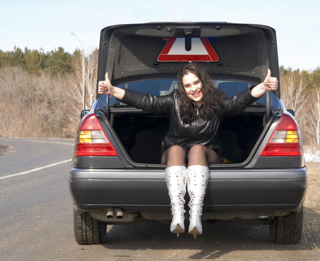 ▲트렁크에서 불필요한 짐을 덜어내도 연비는 몰라보게 달라진다.  (게티이미지)