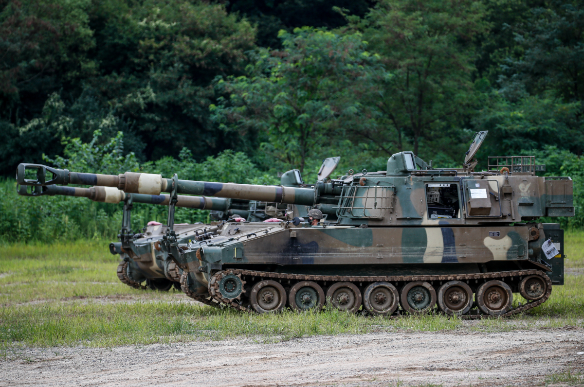 ▲지난해 8월 22일 경기 파주시 한 훈련장에서 K9 자주포가 대기하고 있다. (뉴시스)