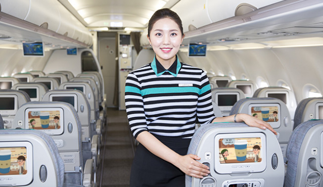 ▲에어서울이 26일부터 국제선 노선에서 기내 VOD(Video On Demand) 서비스를 재개한다. (사진제공=에어서울)