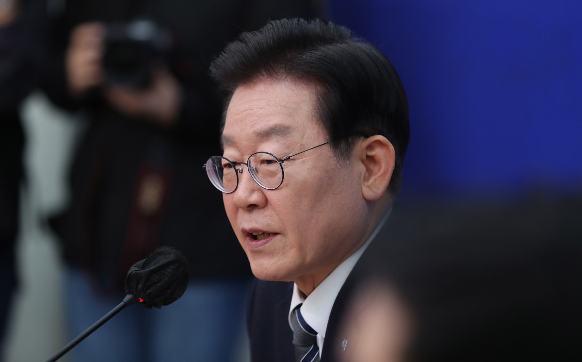 ▲이재명 더불어민주당 대표가 30일 오전 서울 여의도 국회에서 기자간담회를 열고 검찰 출석과 관련한 입장을 밝히고 있다.  (뉴시스)