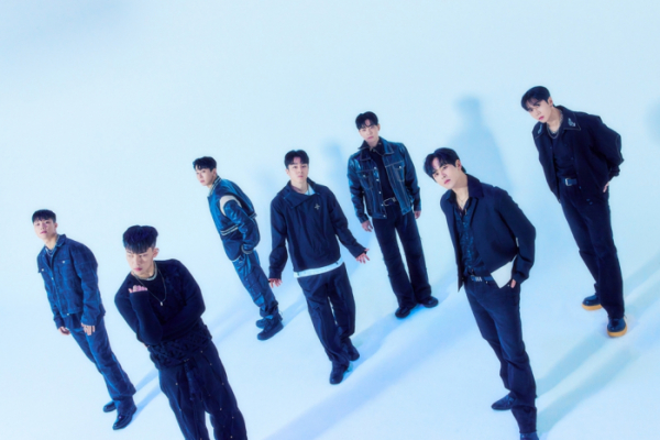 ▲엠비셔스(사진 = 웨이크원, ER콘텐츠미디어그룹 제공)