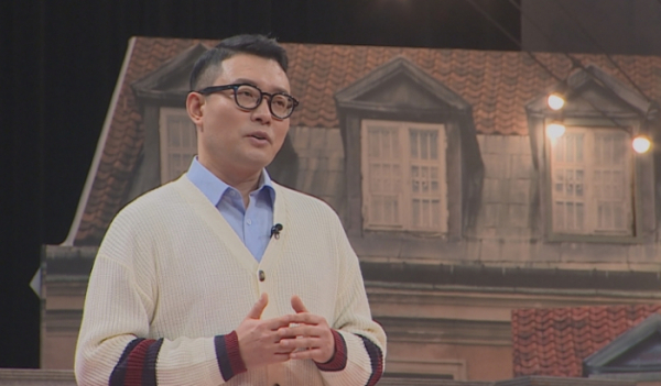 ▲'세계다크투어' 주성철 영화평론가(사진제공=JTBC)