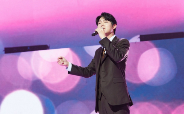 ▲손태진(사진 = 미스틱스토리 제공)