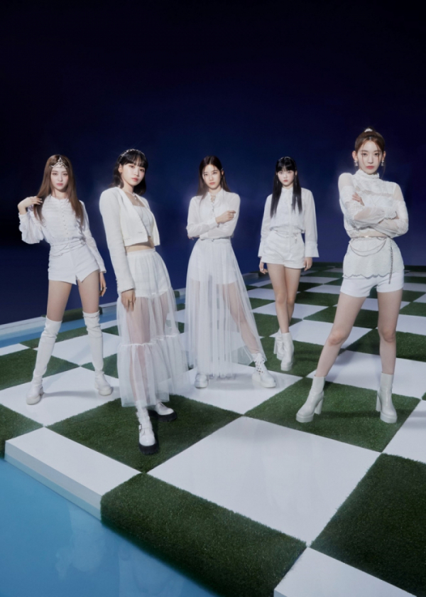 ▲르세라핌(사진제공=쏘스뮤직)