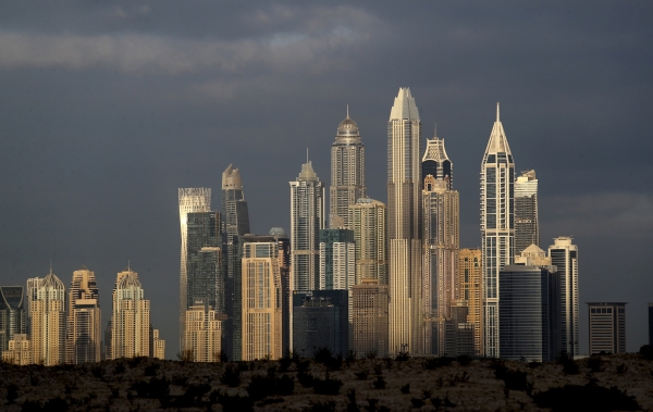 ▲DMCC(Dubai Multi Commodities Centre·두바이 복합 상품 거래소)가 위치한 아랍 에미리트 두바이 주메이라 레이크 타워 스카이라인(AP/뉴시스)
