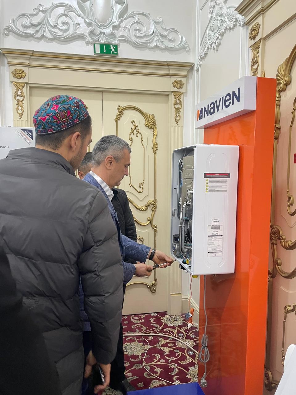 ▲경동나비엔의 우즈베키스탄 딜러 컨퍼런스 현장 (사진제공=경동나비)