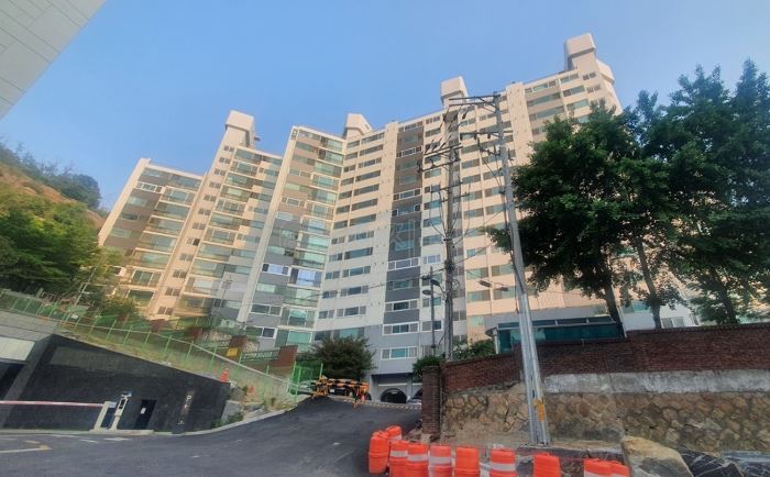 ▲서울 서대문구 홍제동 455 현대그린 102동 906호 (사진제공=지지옥션)