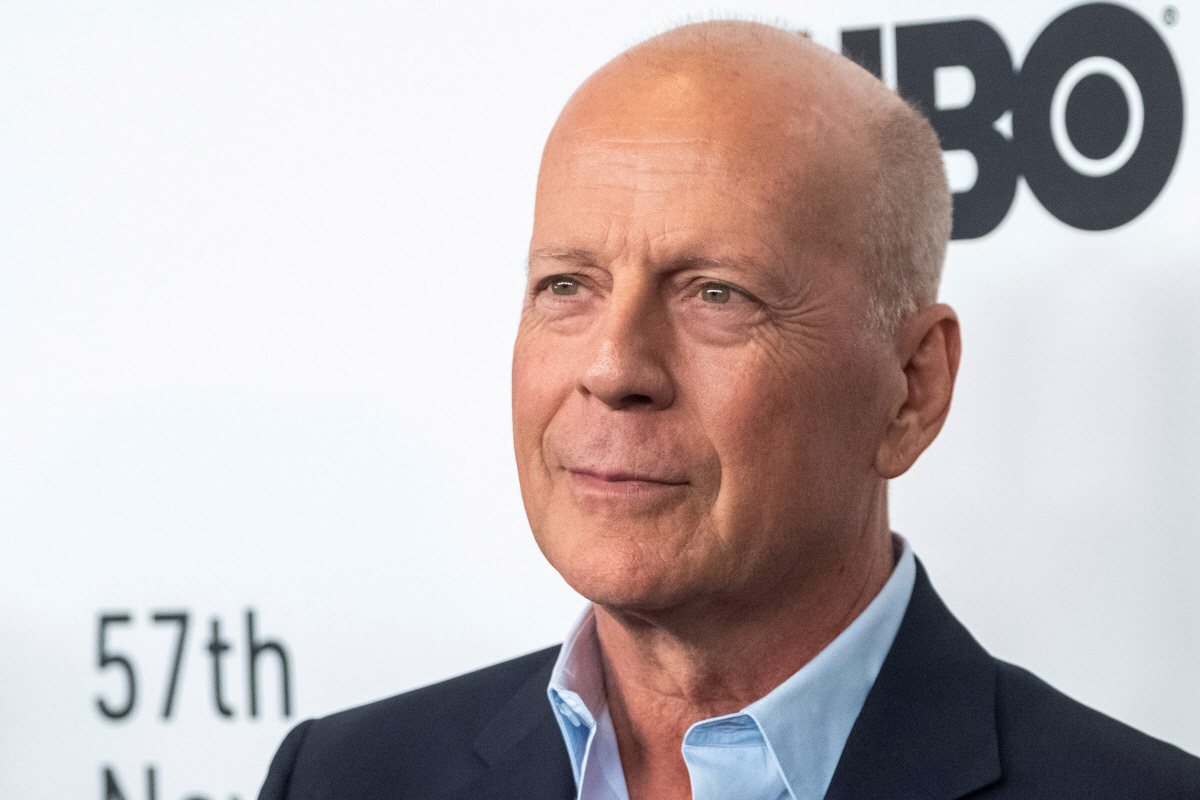 Bruce Willis, 'suffering from dementia', reveals his current status