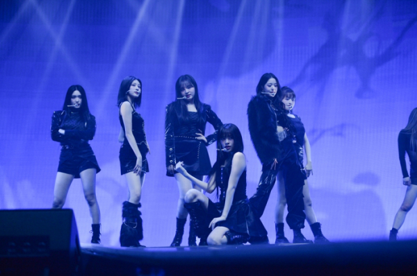 ▲아이브 팬 콘서트 ‘더 프롬 퀸즈’(사진제공=스타쉽엔터테인먼트)