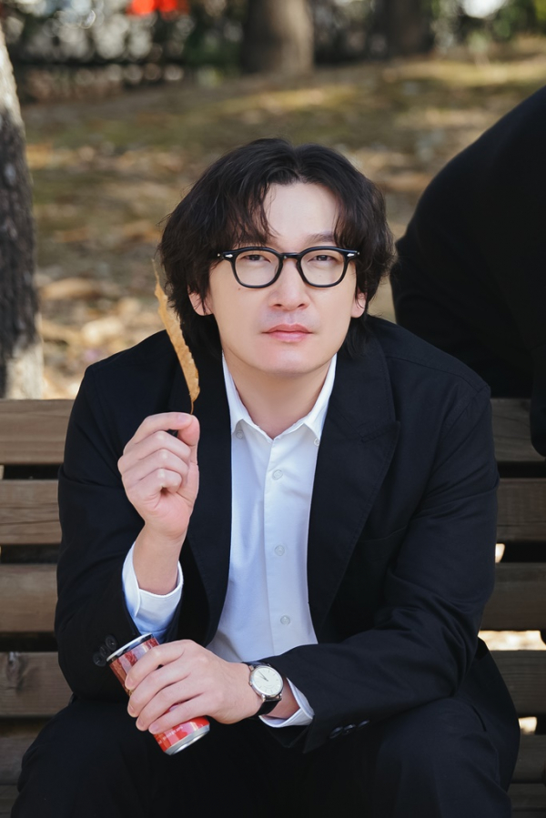 ▲'신성한, 이혼'(사진제공=SLL)