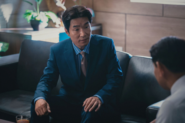 ▲‘카지노’ 시즌 2 송영규(사진 제공=월트디즈니컴퍼니 코리아)