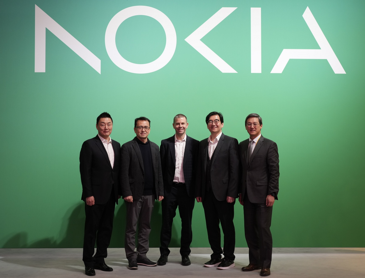 ▲LG유플러스가 글로벌 통신장비 제조사인 노키아와 오픈랜 장비 성능을 검증할 수 있는 ‘테스트베드’를 공동 구축한다고 1일 밝혔다.  (사진제공=LG유플러스)