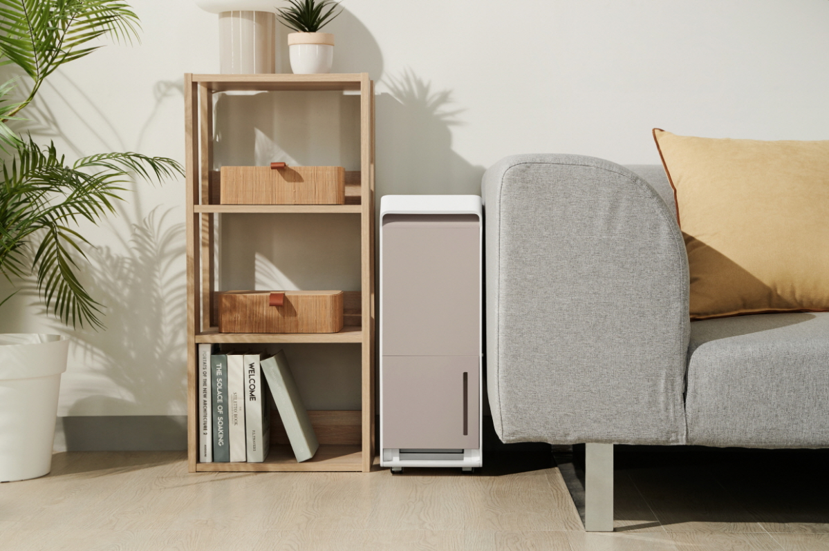 ▲SK매직 ‘초슬림 제습기’. (사진제공=SK매직 )