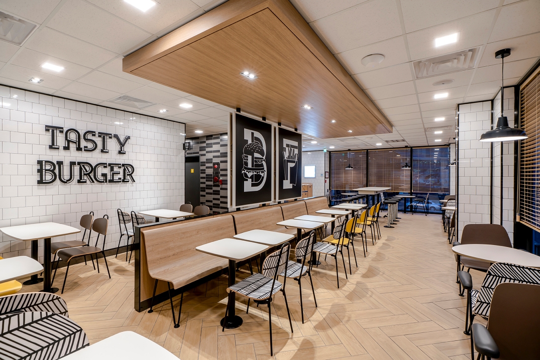 ▲맥도날드 ‘용인 DT점’의 내부  (사진제공=한국맥도날드)