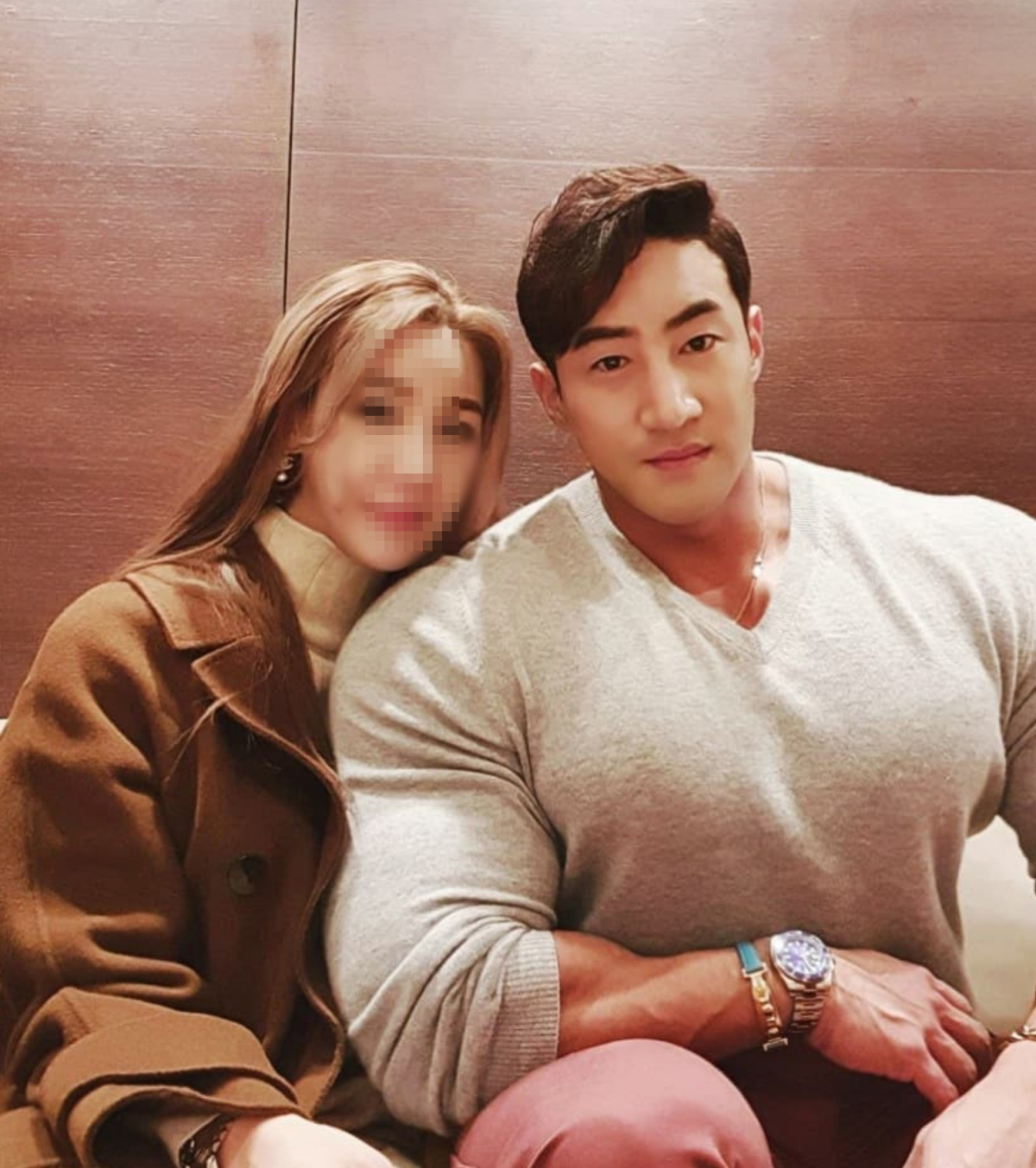 ▲황철순 부부. (출처=황철순SNS)