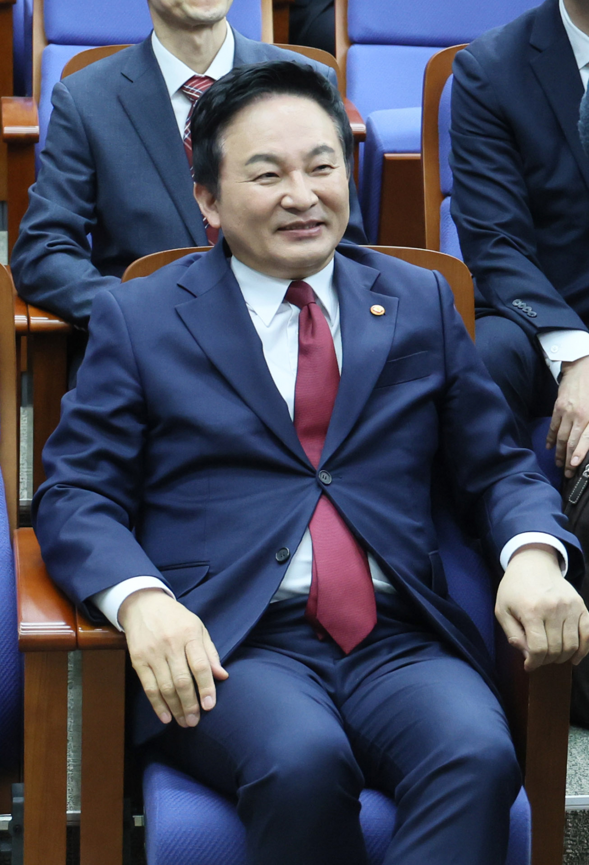 ▲원희룡 국토교통부 장관이 10일 오전 국회에서 열린 국민의힘 정책 의원총회에 참석, 현안 보고를 위해 기다리고 있다. (연합뉴스)