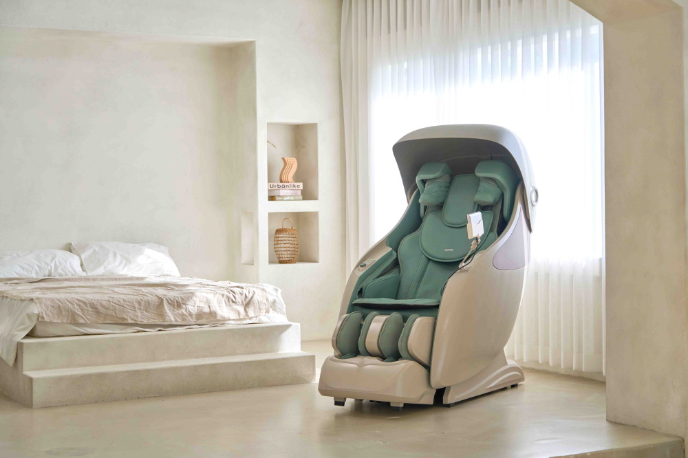 ▲손 형상 모듈 안마의자 '호프'. (사진제공=코지마)