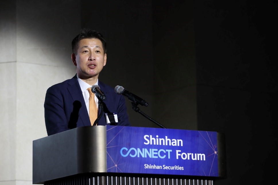 ▲김상태 신한투자증권 대표이사가 15일 '신한커넥트포럼' 2기 개강식에서 환영사를 하고 있다. (사진 제공=신한투자증권)