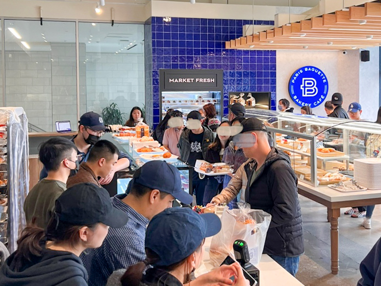 ▲글로벌 10번째 진출국 캐나다 토론토에 가맹1호점 개점 (사진제공=SPC)