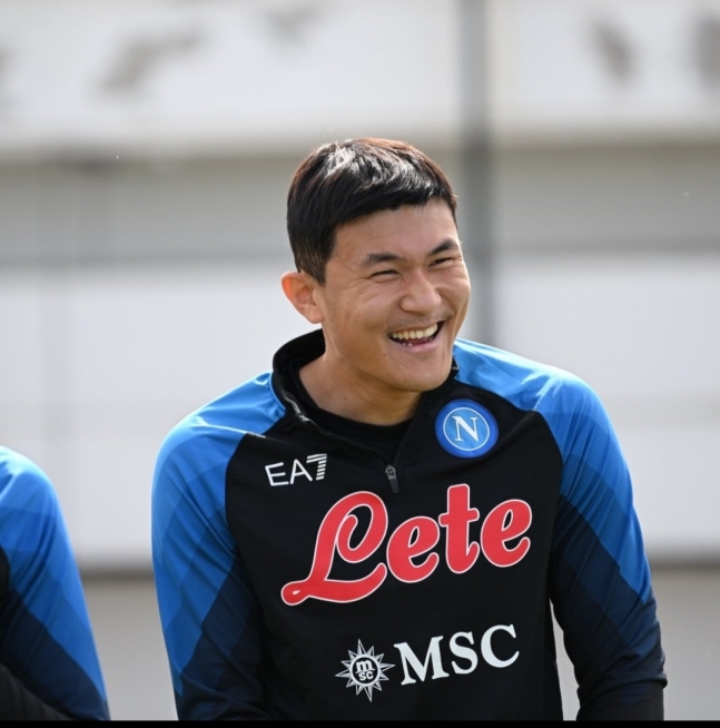 (출처=나폴리 공식 트위터 캡처)
