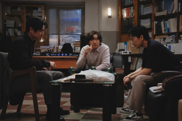 ▲'신성한 이혼'(사진 제공=SLL)