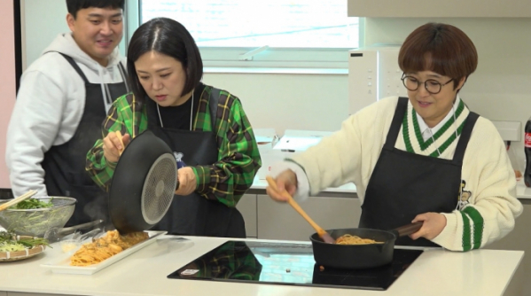 ▲'전참시' 송은이 회사 신사옥 집들이(사진제공=MBC)