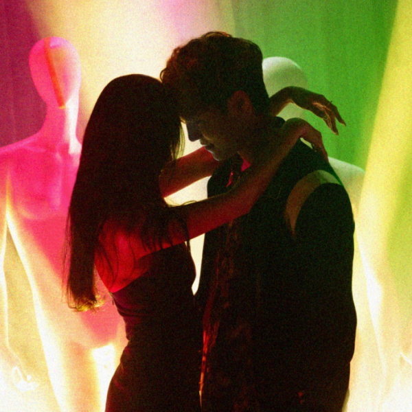 ▲선미X비오(사진 = 빌리언뮤직 제공)