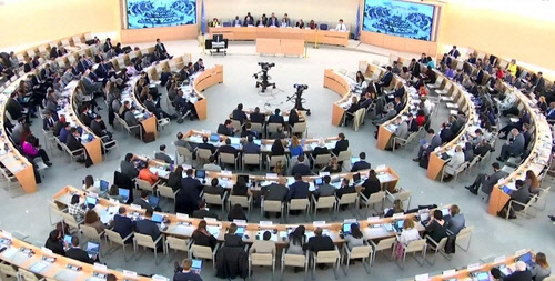 ▲북한인권결의안이 채택된 유엔 인권이사회 제52차 회기 56번째 회의장 (사진제공=유엔TV)