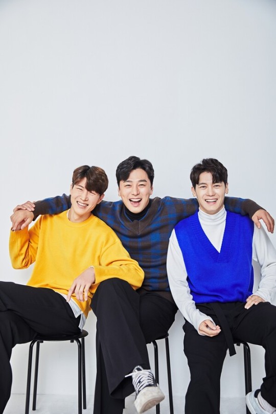 ▲더블레스(사진제공=KDH엔터테인먼트)