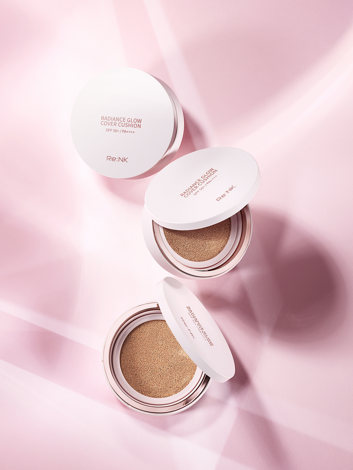 ▲/래디언스 글로우 커버 쿠션'. (사진제공=리엔케이 )