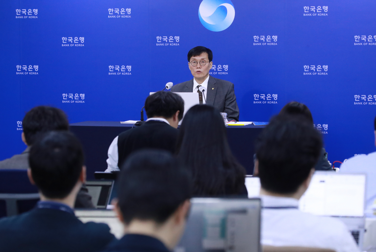 ▲이창용 한국은행 총재가 11일 오전 서울 중구 한국은행에서 열린 통화정책방향 기자간담회에서 발언하고 있다. (사진제공=한국은행)