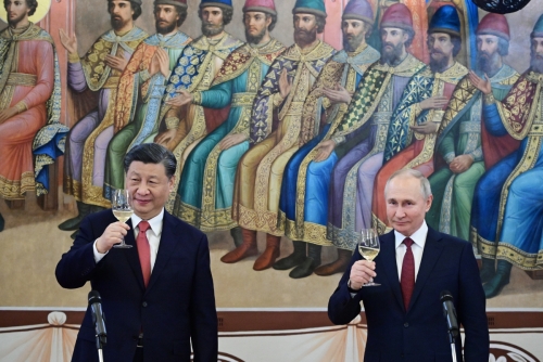 ▲시진핑 중국 국가주석과 블라디미르 푸틴 러시아 대통령이 지난달 21일 정상회담 후 만찬에 참석했다. 모스크바/AP연합뉴스

