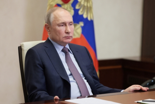 ▲블라디미르 푸틴 러시아 대통령이 26일(현지시간) 화상회의를 하고 있다. 모스크바/로이터연합뉴스
