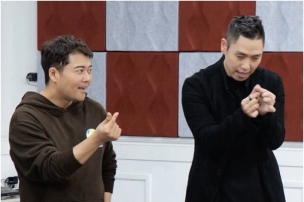 ▲전현무 인턴 마술사(사진제공=KBS)