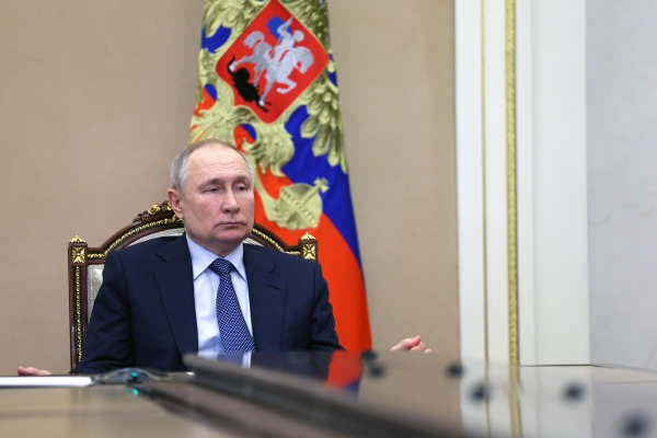 ▲블라디미르 푸틴 러시아 대통령이 지난달 31일(현지시간) 모스크바에서 화상을 통해 열린 국가 안보 위원회 회의를 주재하고 있다. 모스크바/EPA연합뉴스

