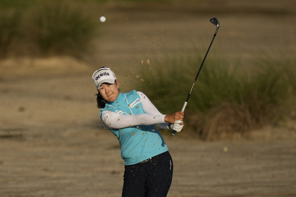 ▲김아림이 LPGA 투어 셰브런 챔피언십 2라운드 8번 홀에서 벙커샷하고 있다. AP연합뉴스