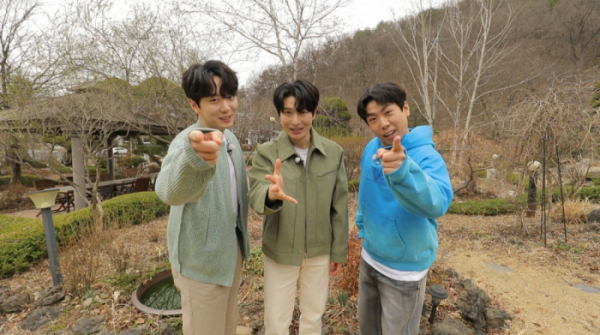 ▲'구해줘 홈즈' 포레스텔라 고우림 출연(사진제공=MBC)