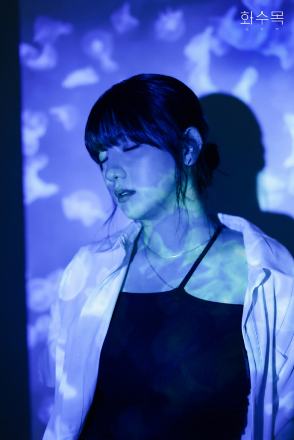 ▲화수목(花水木)(사진 = 위엔터테인먼트 제공)