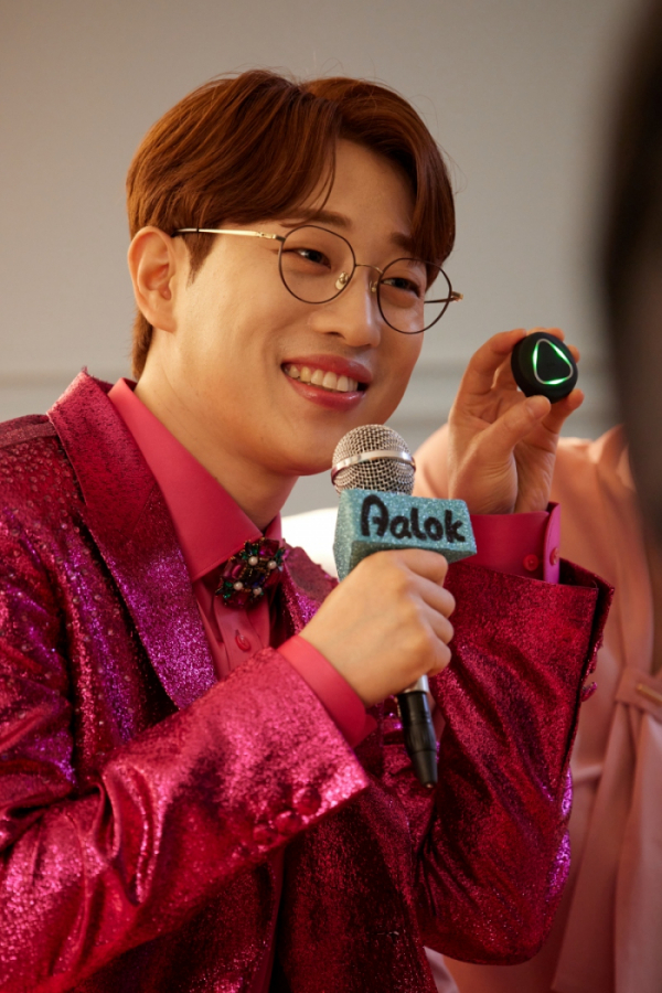 ▲안성훈(사진 = 알록(Aalok) 제공)