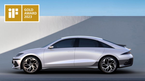 ▲현대자동차그룹이 독일 국제포럼디자인이 주관하는 ‘2023 iF 디자인 어워드’에서 총 27개 상을 수상했다고 27일 밝혔다. 사진은 제품 부문 금상을 수상한 '아이오닉 6' (사진제공=현대자동차)