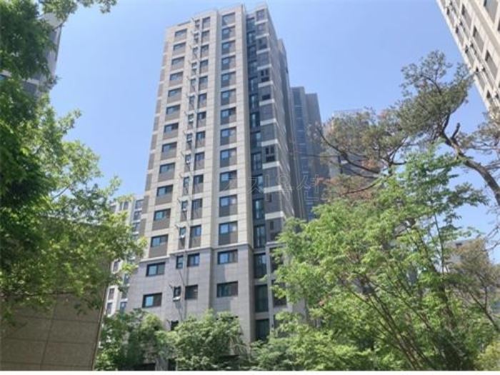 ▲서울 관악구 봉천동 이편한세상서울대입구2차 504동 8층 803호 (자료제공=지지옥션)