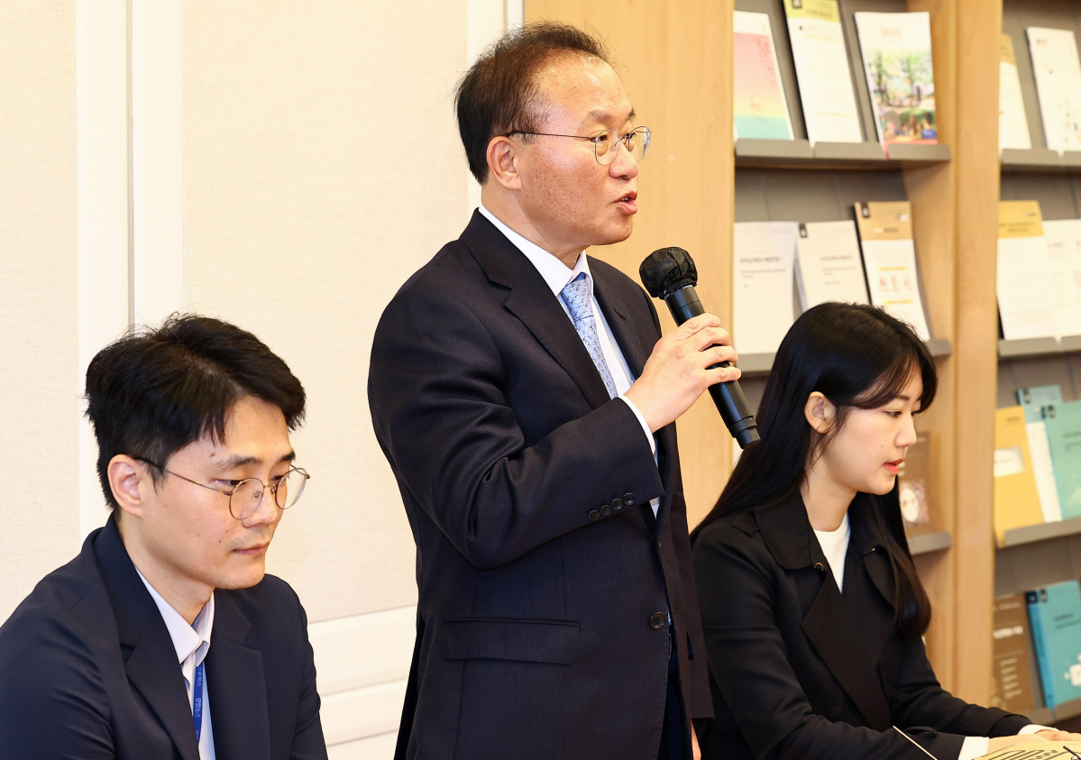 ▲윤재옥 국민의힘 원내대표가 11일 서울 여의도 국회에서 열린 출입기자단 '브라운 백 미팅'에서 인사말을 하고 있다. (뉴시스)