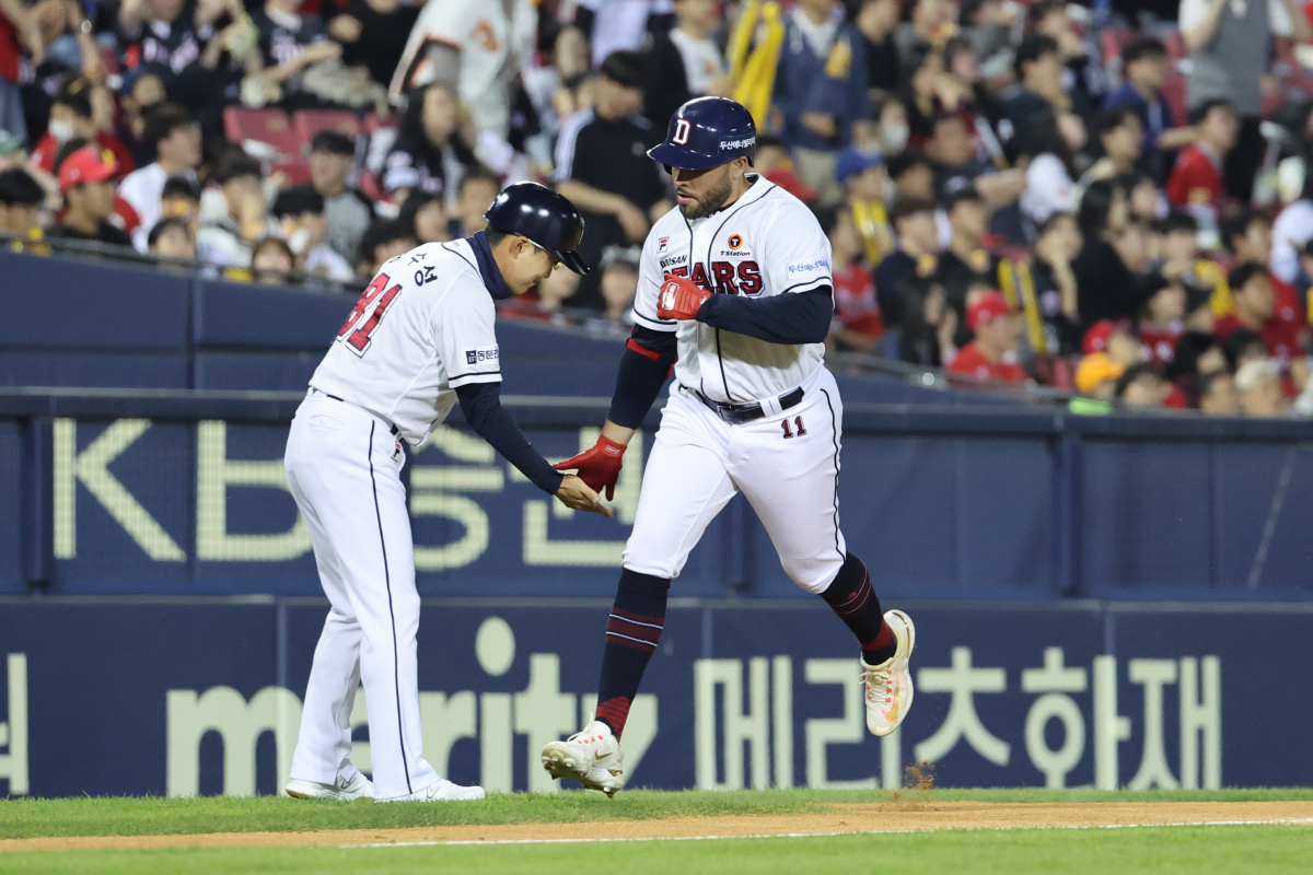 ▲12일 오후 서울 잠실야구장에서 열린 프로야구 KIA 대 두산 경기. (연합뉴스)