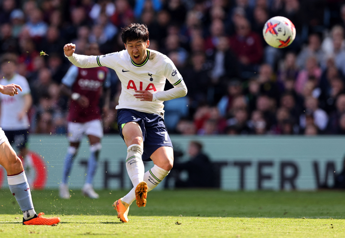 ▲손흥민이 슛을 하고 있다. 로이터 연합뉴스