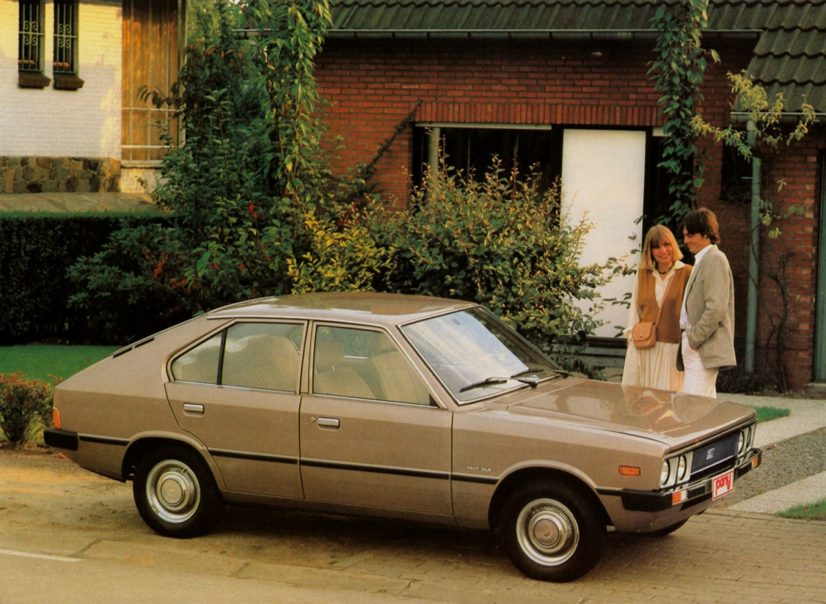 ▲미국 포드는 주요 부품을 한국산으로 하겠다는 약속을 철회했다. 자극을 받은 현대차는 독자적인 고유모델 출시를 결심했다. 그 결과물이 최초의 고유모델 포니다.  (출처=광고연구원)