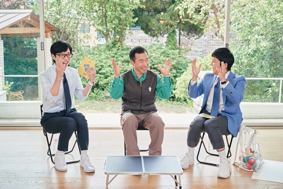 ▲강철원 사육사(사진제공=tvN)