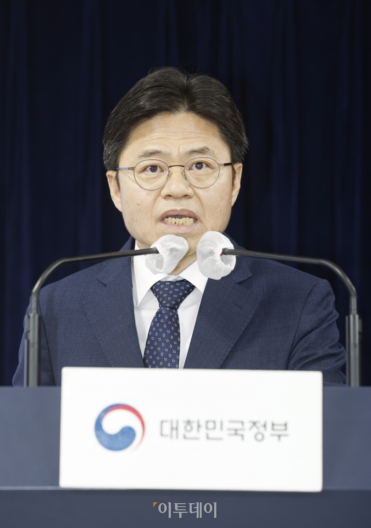 ▲유국희 후쿠시마 원전 오염수 전문가 현장 시찰단장이 31일 오전 서울 종로구 정부서울청사에서 주요활동 관련 브리핑을 하고 있다. 조현호 기자 hyunho@