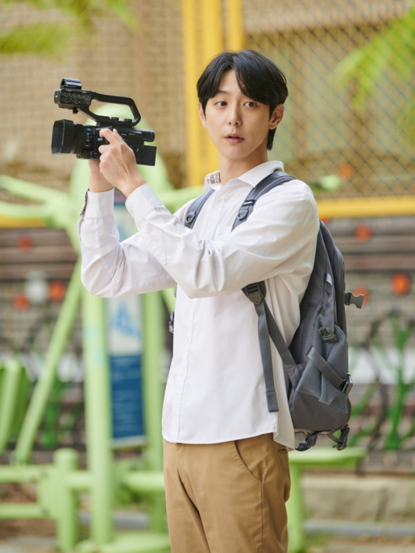 ▲권은비, 현우(사진 = 이미지나인컴즈 제공)