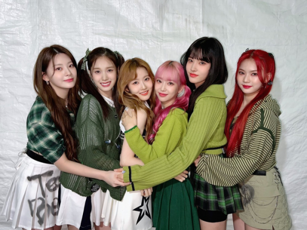 ▲스테이씨(사진 = 하이업엔터테인먼트 제공)