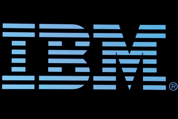 ▲ IBM 로고가 미국 뉴욕증권거래소(NYSE) 화면에 보이고 있다. 뉴욕(미국)/로이터연합뉴스
